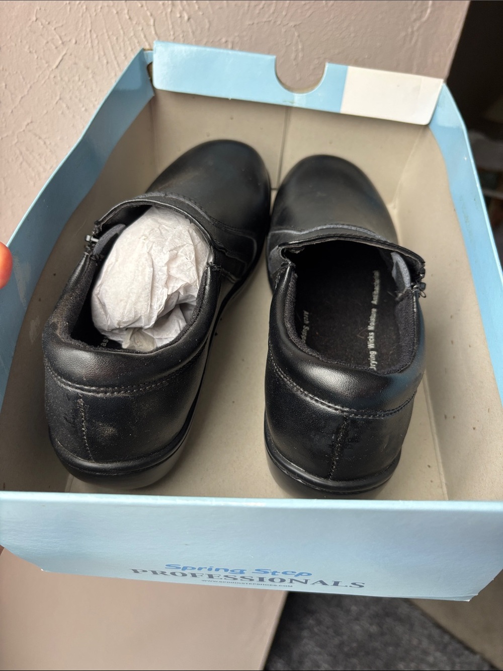 Women's Spring Step Black Slip-On Work Loafers size 7.5